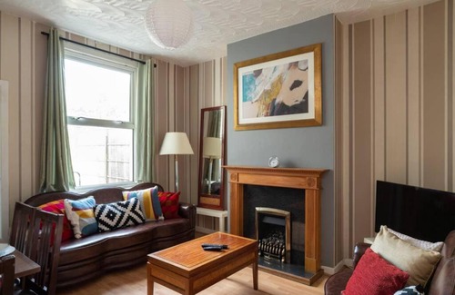 Birmingham Maison | Canal House (Birmingham)