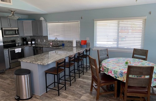 Jamaica Beach Maison | Canal House: familial, crabe, pêche et plus encore!