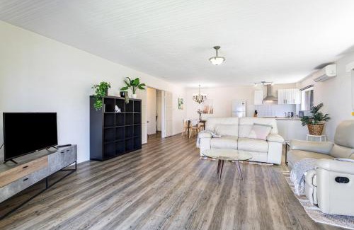 Runaway Bay Appartement | Canal Luxury Living & Boat Ramp