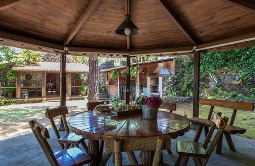La Orotava Maison | Maison canarienne avec piscine, barbecue, wifi, netflix