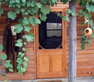 Wooragee Maison | Candlebark Retreat