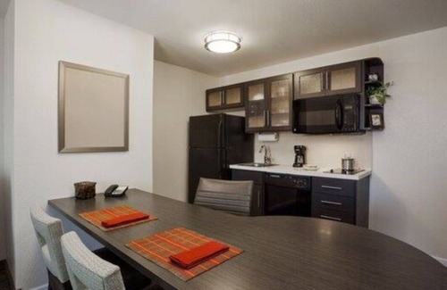 North San Antonio - SAT Hôtel | Candlewood Suites San Antonio Airport by IHG