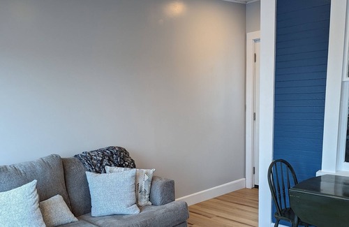 Windham Maison | Canobie Lake 3 bedroom Year Round Waterfront Home - Newly Renovated