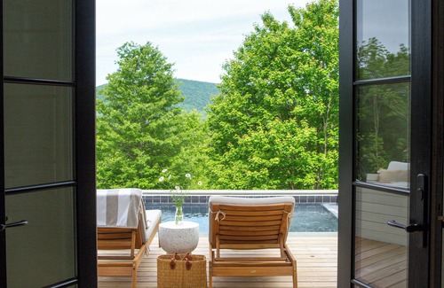 Denver Maison | Canopy Hill House - Modern w/Pool + Hot Tub + Mt Views