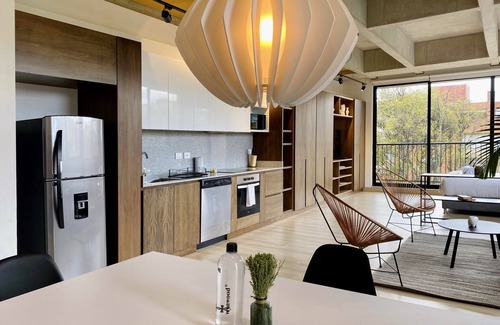 Chico Reservado Appartement | Canvas by Wynwood House