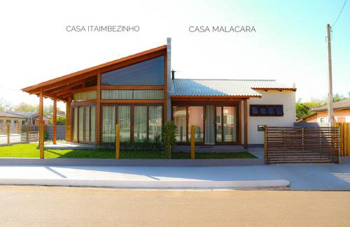 Praia Grande Maison | Canyons Guest House