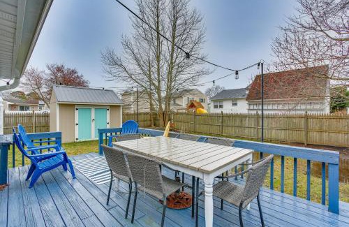 Town Bank Maison | Cape May Home with Deck about 2 Mi to Beach!