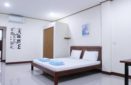 Samut Songkhram Hôtel | Capital O 75521 Sang Siri Apartment