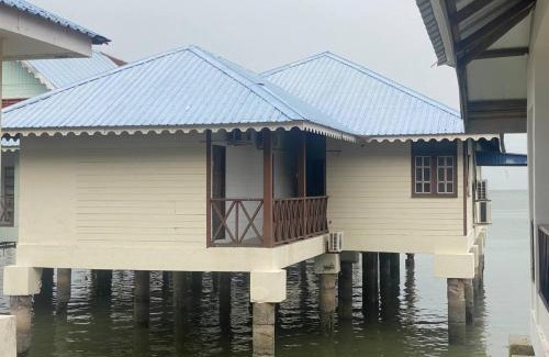 Kampung Batu Maung Hôtel | Capital O 91118 Chalet Seri Idaman