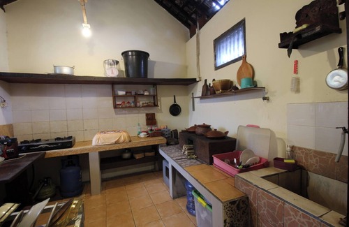 Mekar Bhuwana Hôtel | Capital O 94011 Binhari Guest House