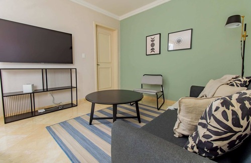 Los Morales Appartement | Capitalia | 2BR Elegance: Racine