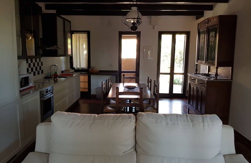Capitana Maison | Capitana, Sardaigne, à 30 mètres de la mer (avec climatisation, Wi-Fi et SMART TV)