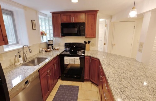 H Street Corridor Appartement | Capitol Hill Delight ~ 4 personnes w Parking!