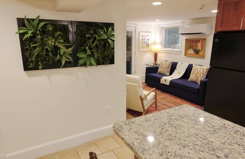 H Street Corridor Appartement | Capitol Hill Delight ~ 4 personnes w Parking!