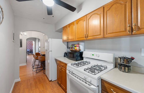 Randle Highlands Copropriété | Cozy charming 2-bedroom condo in delightful Washington with AC,WiFi,FREE PARKING