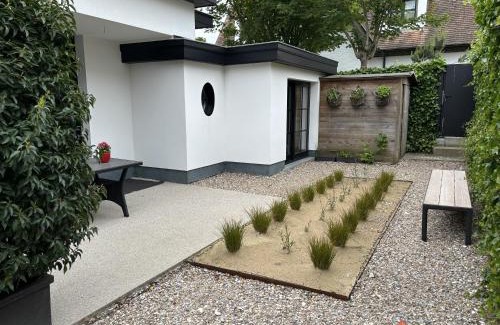 Duinbergen Maison | CAPRINO Guesthouse