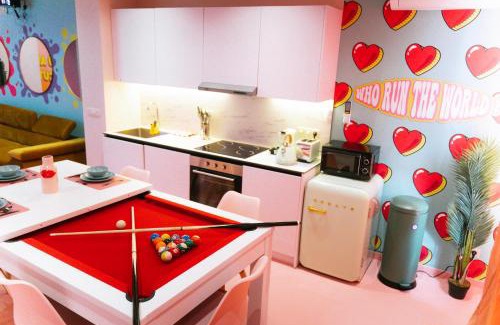 Marchienne-au-Pont Appartement | Capsule Girl Power SPA - balneo - Sauna - Karaoké - Billard - 2 chambres