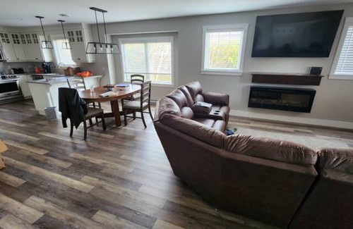 St. Andrews Maison | Captain Dan's Cozy on Queen