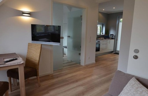 Holtenau Appartement | Captain's apartment, shower, WC, 2 bedrooms - Kajüte Holtenau