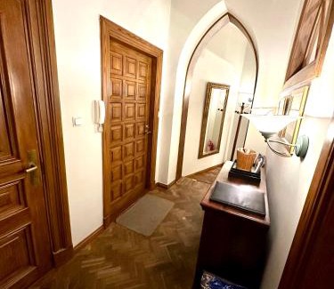 Old Town Appartement | Captain's Castle Apartment