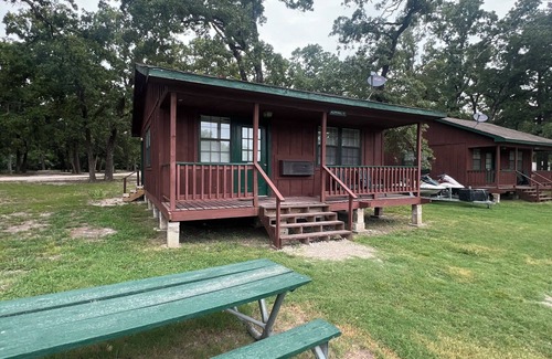 West Tawakoni Cabine | Captains Cabin