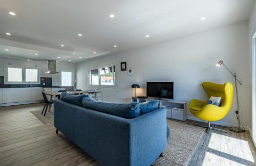 Cadaval Maison | Captivating 4-Bed House in Cadaval district-Lisbon