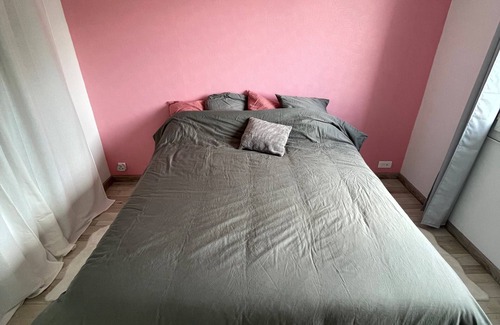 Coutures Appartement | Caracas, Appartement Chakeureux Avec Balcon