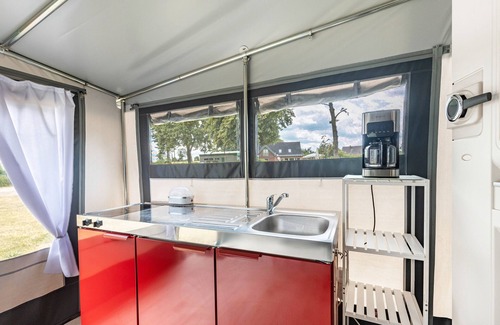 Alt Zeschdorf Location De VR | Caravane 'Max 2 Erw Und 2 Kd' avec jardin partagé et Wi-Fi