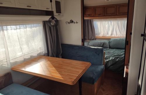 Apremont Autre | Caravane avec spa privatif en campagne
