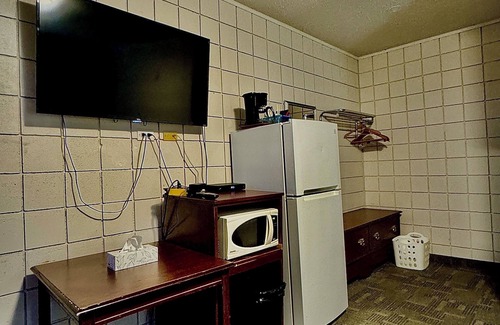 Swift Current Hôtel | Caravel Motel