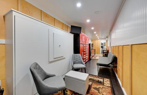 Pierce County Appartement | Carbonado Studio with Deck and Blackstone Griddle!