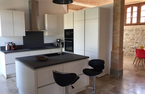 Pezens Maison | Carcassonne, Loue grande maison de standing, 15 couchages, proche Canal du Midi