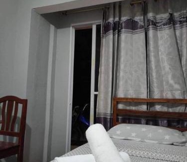 General Luna Appartement | Cardo's Front Beach Room