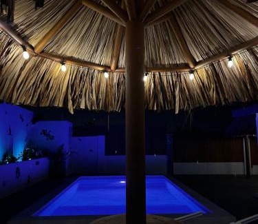 Oranjestad Maison | Caribbean Breeze- 4 Bedroom- 4 ensuite bathrooms