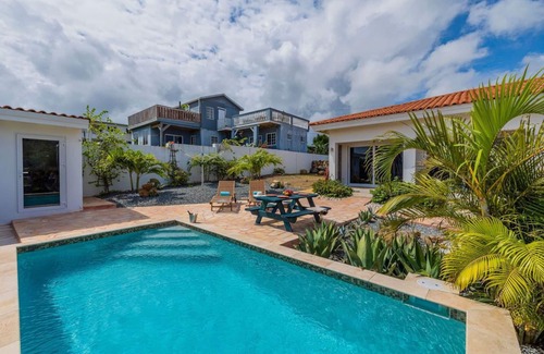 Santa Cruz Appartement | Caribbean Charm ~ Serene Santa Lucia ~ Sunny Pool!