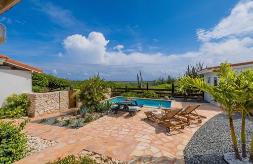 Santa Cruz Appartement | Caribbean Charm ~ Serene Santa Lucia ~ Sunny Pool!