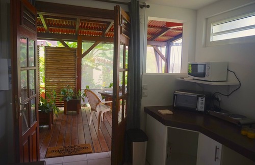 Port-Louis Appartement | Caraïbe Creol’ Keys - studio anoli - 10 min à pied de la plage et des commerces