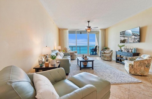 Navarre Beach Maison | Caribbean Resort 402 - Ocean Minded