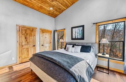 Fayetteville Maison | Caribou Cabin at Thunder Bluff