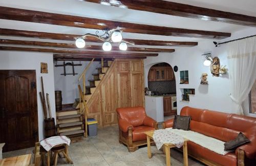 Talmaciu Maison | Carla Maria House
