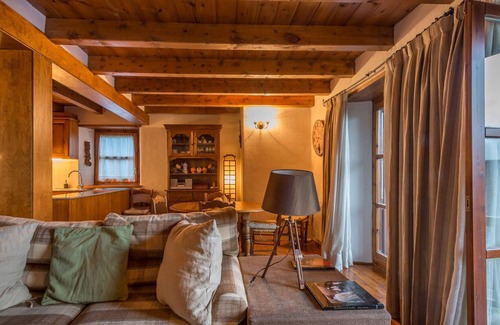 Pujo Appartement | Carlac by Totiaran
