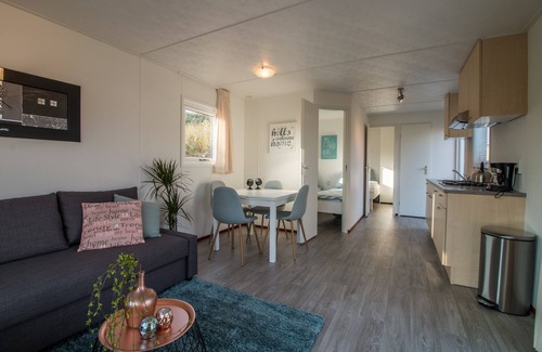 IJmuiden Chalet De Ski | Carlene Chalet