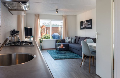 IJmuiden Chalet De Ski | Carlene Chalet