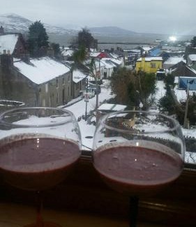 Carlingford Appartement | Carlingford Mountain and Sea Views