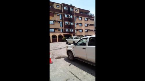 Apapa Cabine | Carliza Hotel - Standard