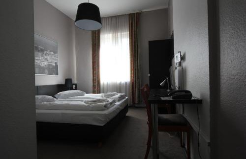 Bahnhofsviertel Hôtel | Carlton Hotel