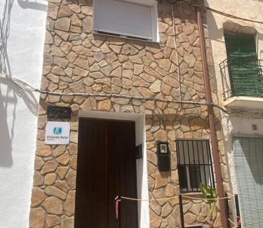 Restabal Maison | Carmen La Golondrina
