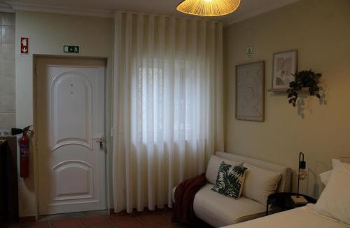 Tabuaco Appartement | Carmo guestroom