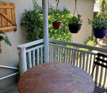 Bredasdorp Maison | Carneddie cottage-garden