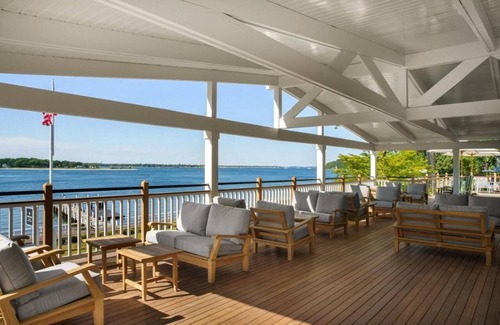 Shelter Island Heights Hôtel | Caroline Cottage | The Pridwin Hotel and Cottages